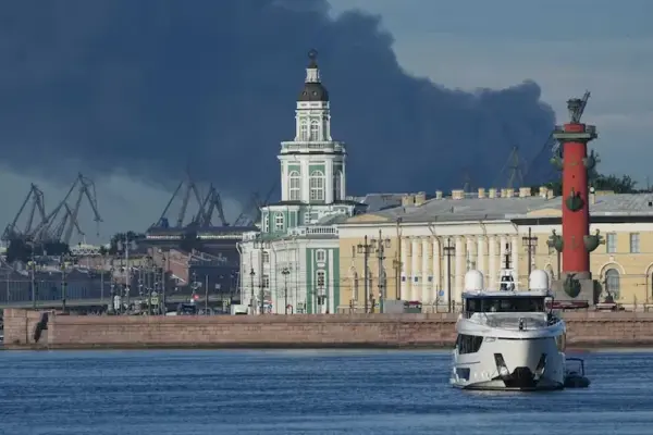 War in Ukraine, Zelensky: "Our drones over St. Petersburg are working"