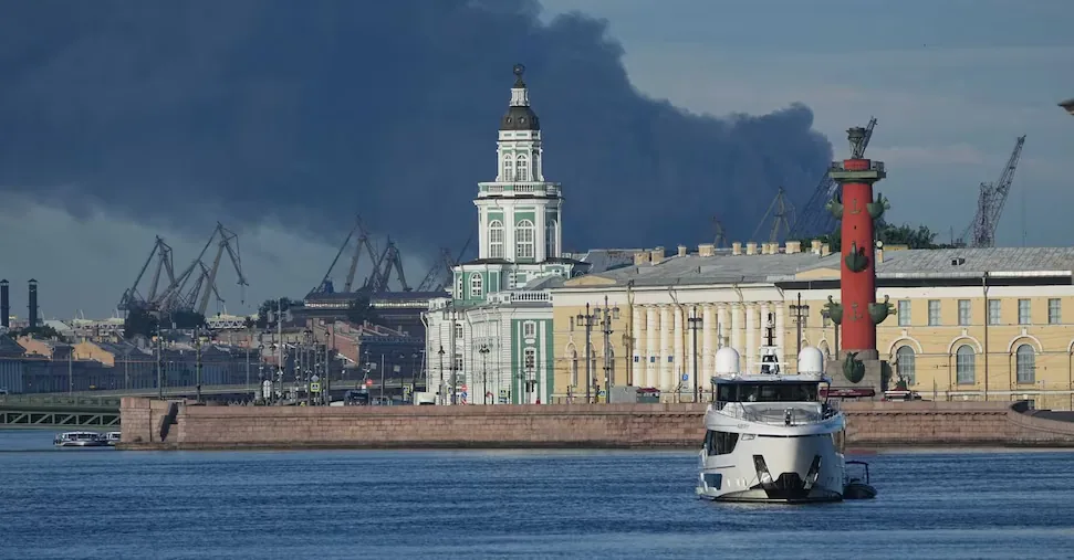 War in Ukraine, Zelensky: "Our drones over St. Petersburg are working"
