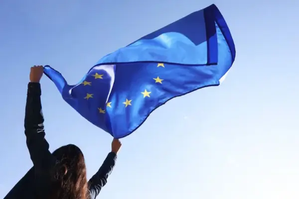 Giovani europei,  in 10 anni diminuiscono i disoccupati ma aumentano gli inattivi