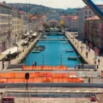 For the White and Green bridge in Trieste, a construction site that follows the rhythm of the tides