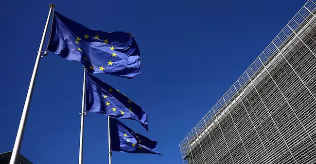 The flags of the European Union waving in front of the European Commission headquarters in Brussels, Belgium, on April 29, 2026. REUTERS/Yves Herman/REUTERS archive photo