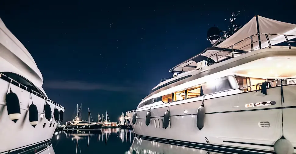 Sardinia, the super and giga yachts arrive: the portrait of luxury worth 2.5 billion