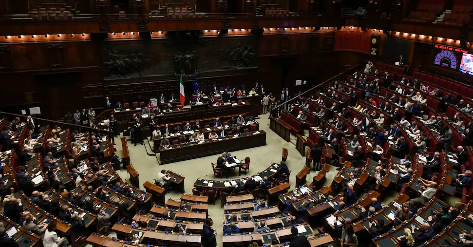 Detenzione domiciliare per i tossicodipendenti è legge, Nordio: 10mila fuori dalle carceri