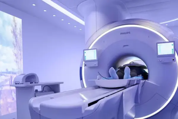 Philips MRI with AI debuts at JMedical in Turin