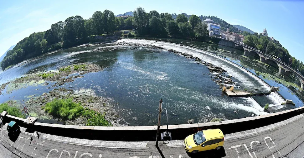 The week of record heat: the peak on Thursday, 45 degrees in Sardinia, all red alerts day ...