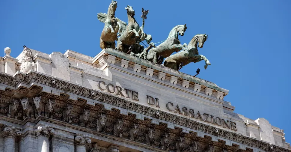 Dalla Cassazione nessuna tutela per il conte declassato a “nobile” nel Libro d’oro