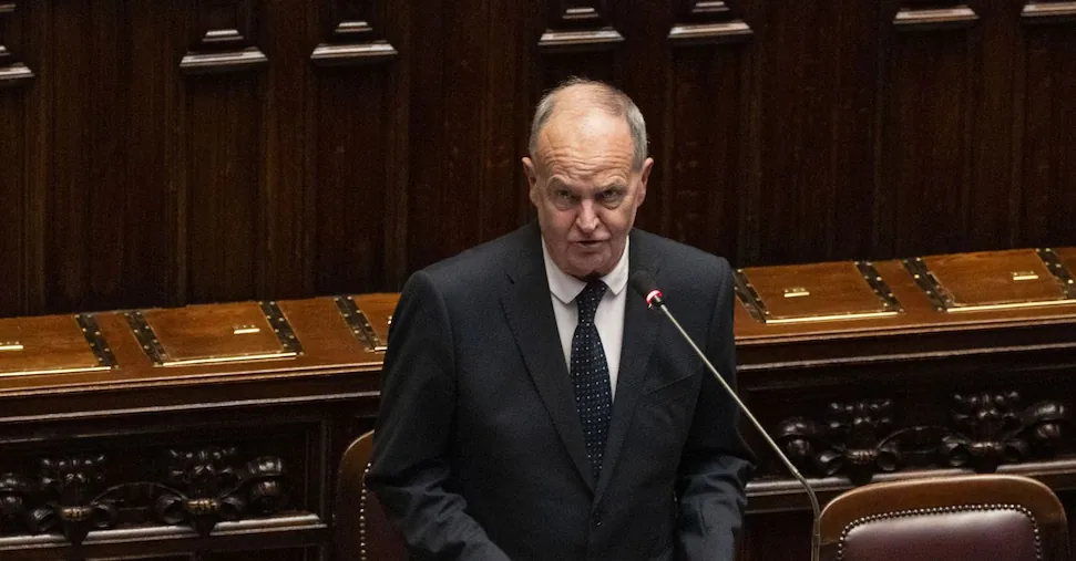 Zero-cost fiscal federalism with the no of local authorities and Regions