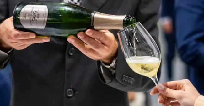 Sicilian bubbles, the network is born to attract wine tourists