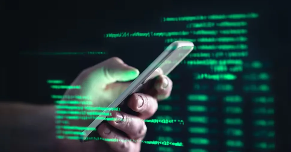 Sì al sequestro dello smartphone dell’Ad con parole chiave generiche