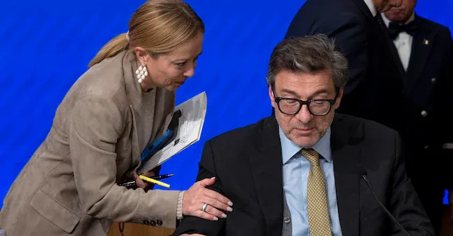 The Prime Minister Giorgia Meloni, the Minister of Economy Giancarlo Giorgetti, during the press conference at Palazzo Chigi after the Council of Ministers, Rome, October 17, 2025. ANSA/MASSIMO PERCOSSI ANSA