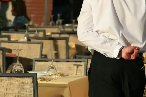 Caporalato, backlogged complaints in Milan from construction sites to restaurants