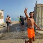 Emergency migrant situation in Ceuta, thousands arrived by swimming. Palazzo Chigi considers suspending Schengen