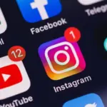 Approccio per età e sei principi guida: la tutela dei minori online secondo l’Ue
