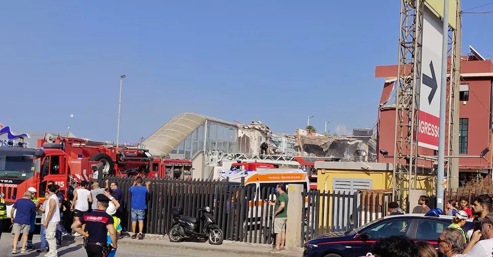 Messina, building collapses due to explosion: 3 injured. Search for missing persons