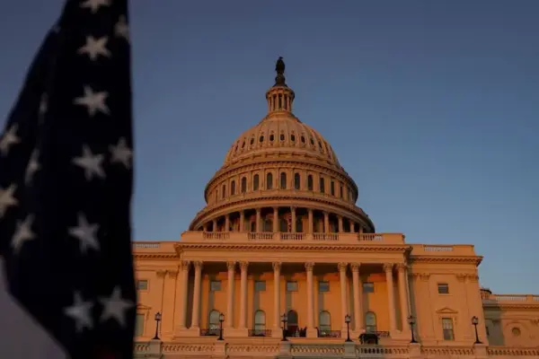 USA, the House approves bill to make daylight saving time permanent