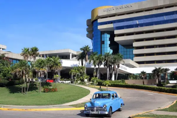 After Meliá, the Spanish chain Iberostar also leaves Cuba