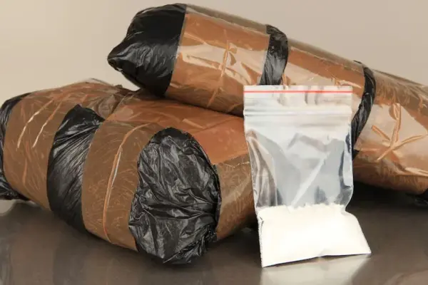 Major anti-drug seizure off Lisbon: intercepted rubber boat with 2.6 tons of cocaine