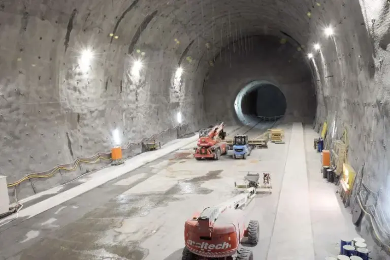 Brenner Railway Tunnel, Italy and Austria united under the Alps