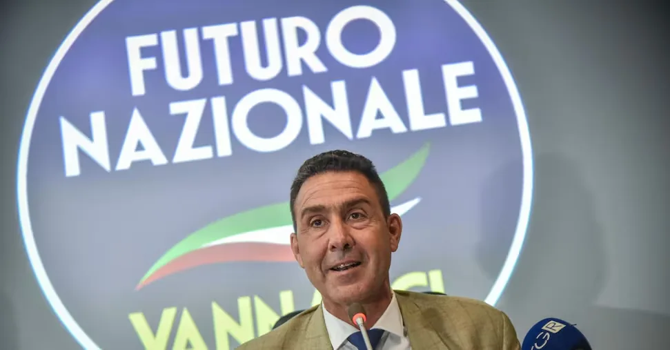 Vannacci, new video with AI: intercedes with fake Mattarella for Roggero's pardon