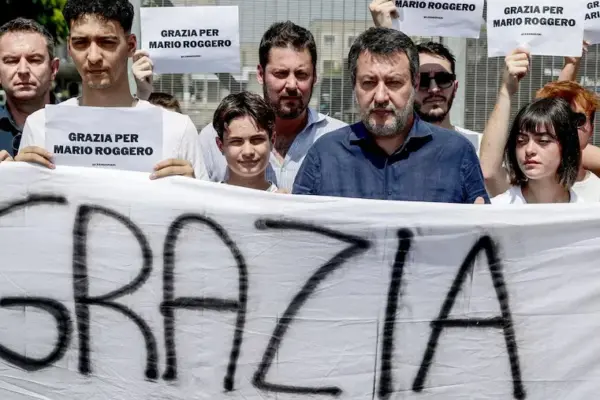 Roggero, first night in jail: «I will dedicate myself to cooking and English»