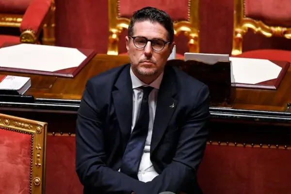 Italy at the US summit on "red terrorism," controversy