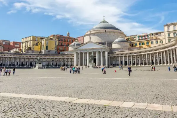 Starting "Napoli città mondo" to promote its culture and its businesses