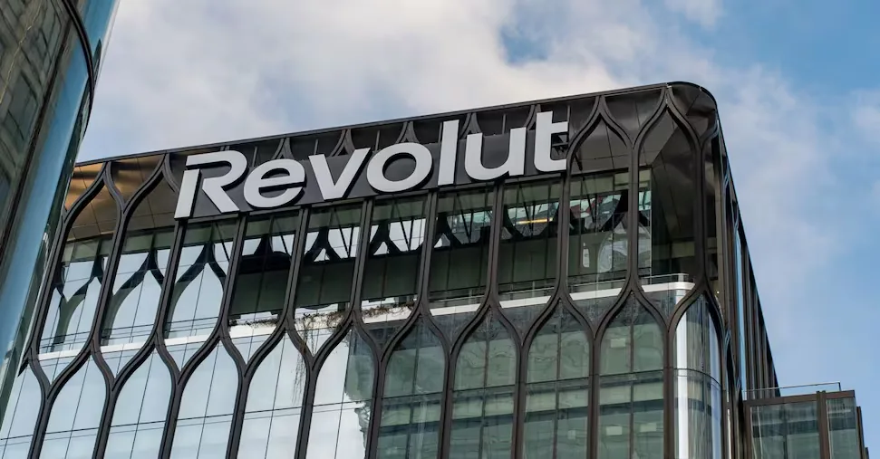 Revolut delivers data of 700 customers to scammers. The Italian trail