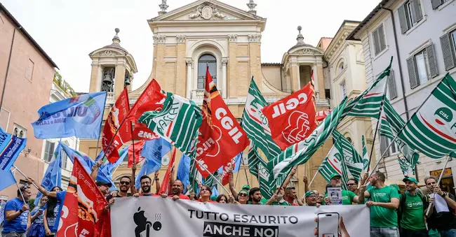 The protest of Apple workers at Piazza Capranica. Friday, September 18. News (Photo by Valentina Stefanelli/Lapresse) LAPRESSE